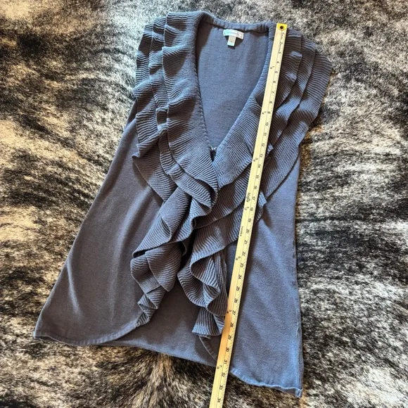 Dressbarn Gray Ruffle Vest Size Medium, Cotton Blend - Picture 11 of 12